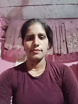 Snapshot of Pirvesh_singh chatting on May 20, 7:31 pm Pirvesh singh online show from May 20, 7:31 pm