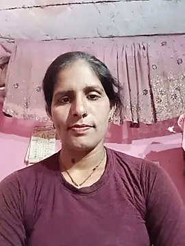 Snapshot of Pirvesh_singh chatting on May 21, 7:48 am Pirvesh singh online show from May 21, 7:48 am