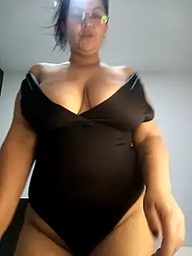 CelesteAlvarez1989 online show from April 8, 2:55 am