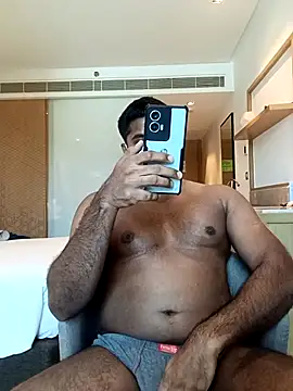 Snapshot of frolicme456 chatting on December 17, 8:53 am frolicme456 online show from December 17, 8:53 am