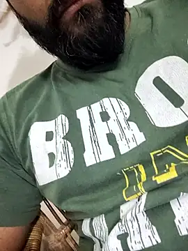 Snapshot of frolicme456 chatting on January 11, 12:21 pm frolicme456 online show from January 11, 12:21 pm