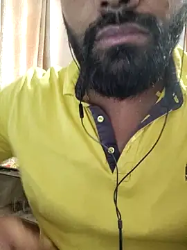 Snapshot of frolicme456 chatting on March 31, 6:25 am frolicme456 online show from March 31, 6:25 am