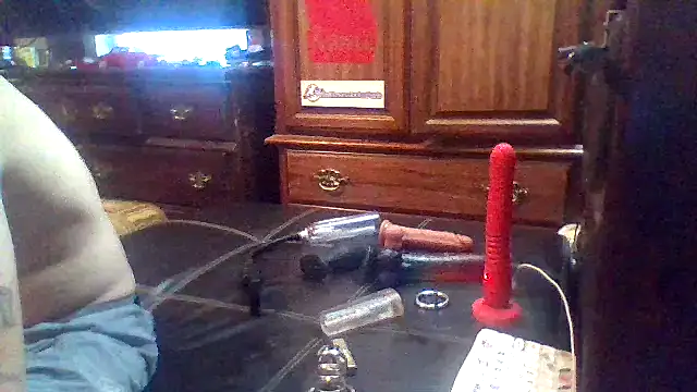 dickencidr online show from May 13, 10:49 pm