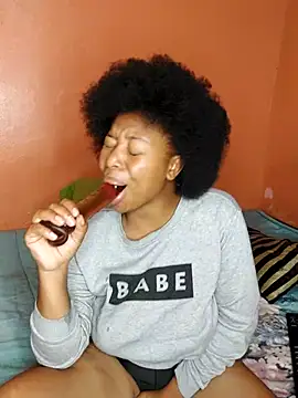 Naive618 online show from April 10, 11:53 pm