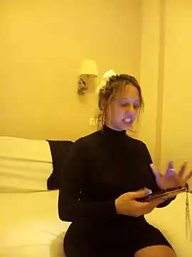 cleopatravodos online show from December 15, 7:18 pm