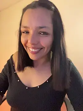 Snapshot of LaraDanverss chatting on April 17, 9:18 pm LaraDanverss online show from April 17, 9:18 pm