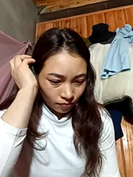  Su-Su  online show from February 14, 2:25 pm