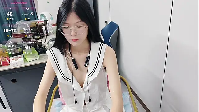 xlin-baby online show from May 7, 4:01 pm