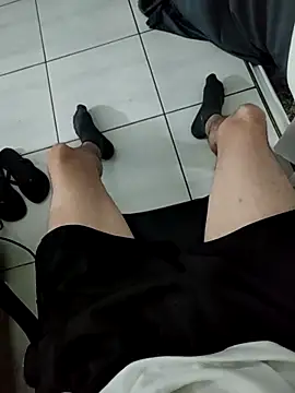 bnnzin online show from November 17, 10:37 pm