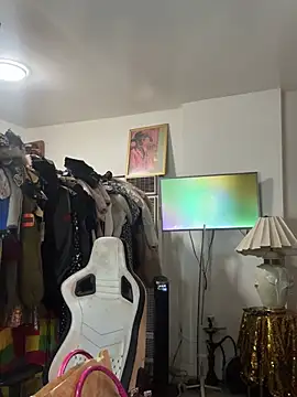 Motherbigbus online show from March 21, 8:19 am