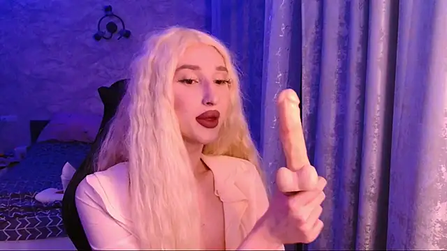  Honey sunset  online show from February 18, 7:10 pm