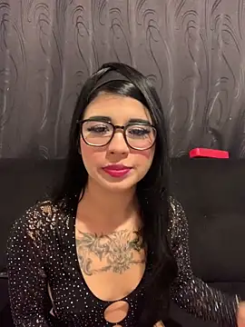 Dannii- online show from March 20, 1:54 am