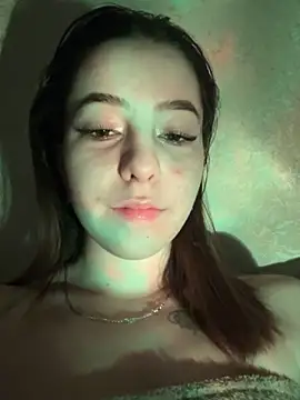 Snapshot of Anoraaa8A chatting on March 4, 5:30 pm Anoraaa8A online show from March 4, 5:30 pm