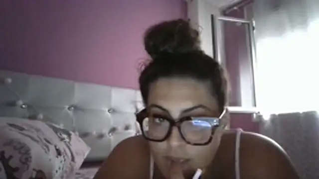 Snapshot of Melyss20 chatting on July 21, 4:20 pm Melyss20 online show from July 21, 4:20 pm