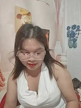 Snapshot of Cover-baa chatting on July 5, 6:04 pm Cover-baa online show from July 5, 6:04 pm