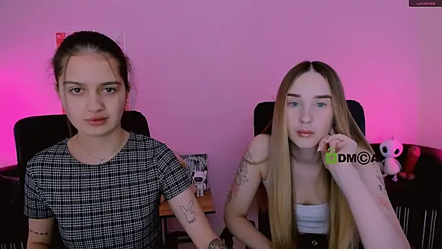  kellykitten  online show from December 14, 9:36 am