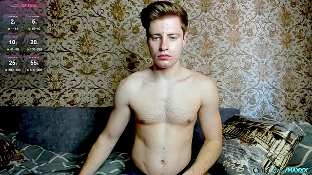 Maxhornyblondieman online show from March 22, 9:45 am