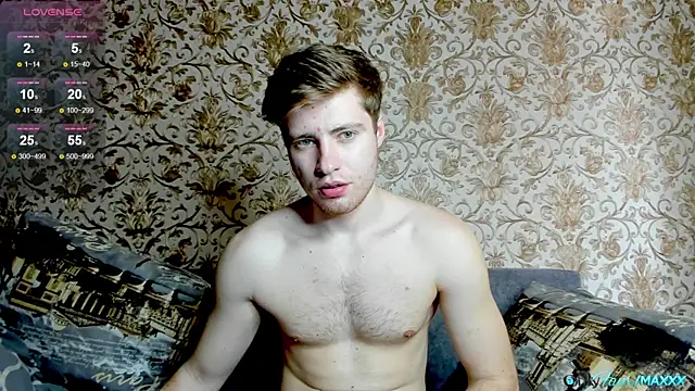 Maxhornyblondieman online show from March 31, 10:48 am