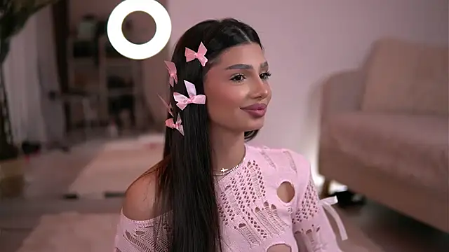 LuvCaprice online show from April 9, 6:19 am