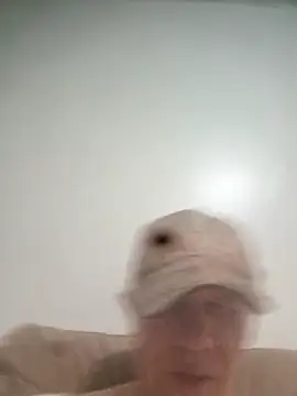 Snapshot of Hardwarelane67 chatting on March 17, 10:18 am Hardwarelane67 online show from March 17, 10:18 am