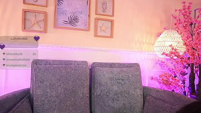 MeganLowell online show from May 8, 7:08 pm
