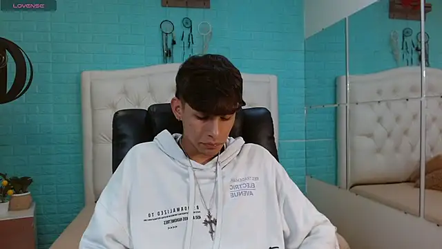 DraxBlade09 online show from June 4, 8:37 pm