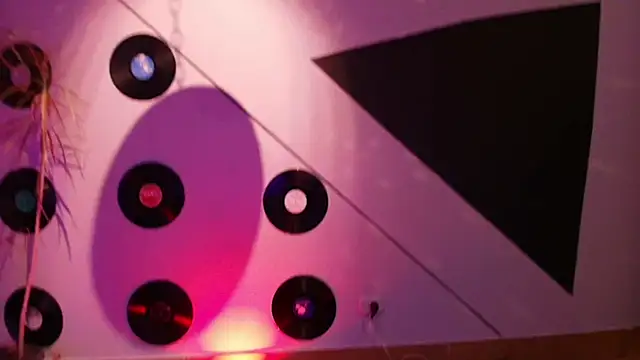 goddess julieta online show from January 12, 6:35 pm