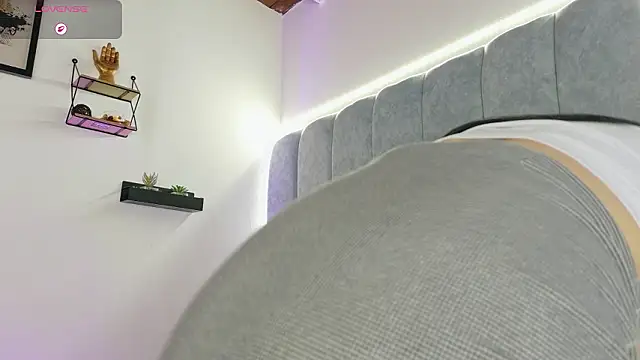 Snapshot of _manumontoya chatting on February 7, 5:38 pm manumontoya online show from February 7, 5:38 pm