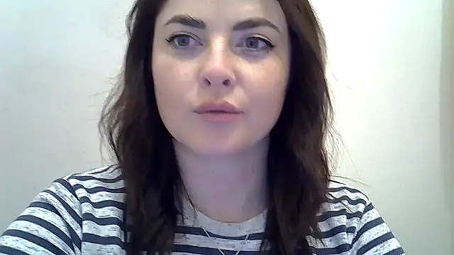 Darkroseq online show from November 24, 1:00 pm