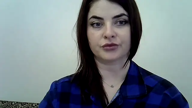 Darkroseq online show from February 7, 2:21 pm