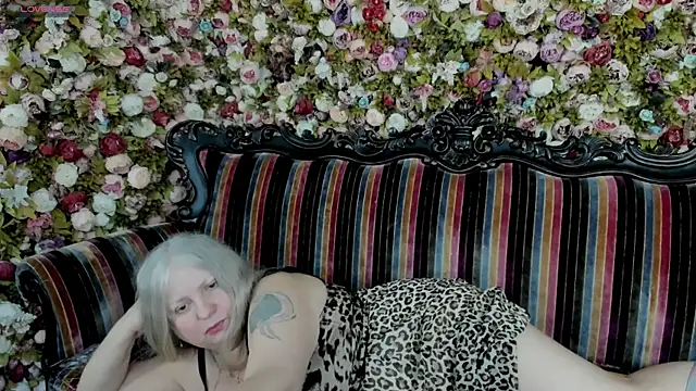 mariabelladonna online show from April 18, 11:36 am