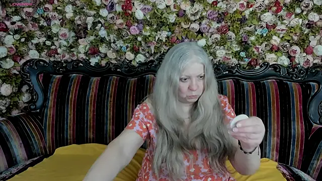 mariabelladonna online show from April 19, 10:12 pm