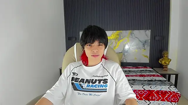 Sylasfrost online show from December 15, 7:29 pm