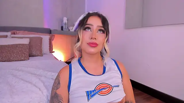 cleo johnson online show from March 8, 3:10 am