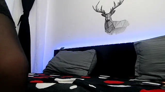 sweetl30 online show from March 28, 6:02 am