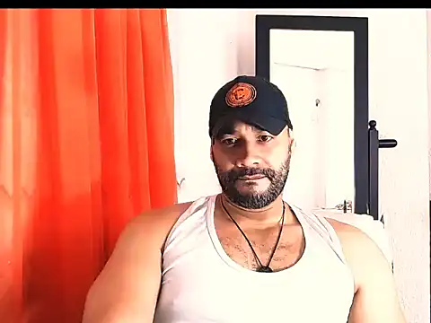 musclehetero online show from May 17, 2:13 pm