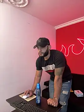 Mike savage3 online show from February 20, 12:27 pm