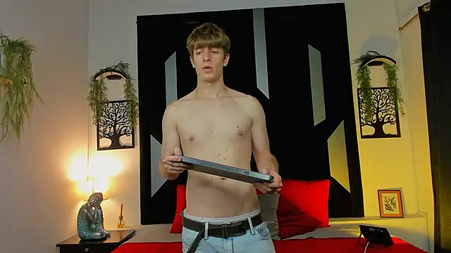 Ostin Saints online show from April 8, 6:52 pm