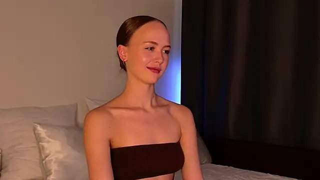 CarolinePortons online show from May 31, 3:41 pm