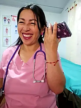 JustSamantha  online show from February 23, 12:35 pm