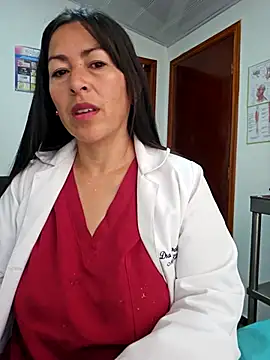 JustSamantha  online show from March 29, 12:16 pm