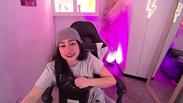 vallolett online show from February 7, 11:08 pm