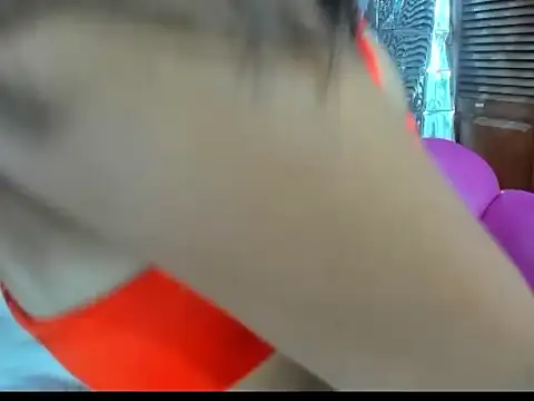 Snapshot of babyschoolgiirl chatting on February 1, 3:32 pm babyschoolgiirl online show from February 1, 3:32 pm