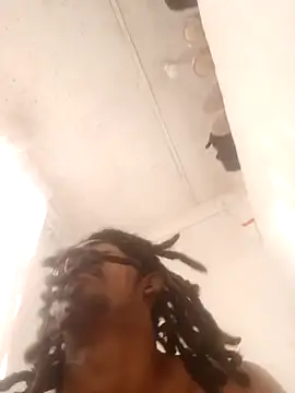 Eezxxx online show from February 2, 5:39 am