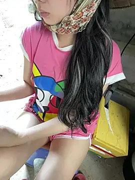 XndSeraphina online show from February 3, 4:43 am