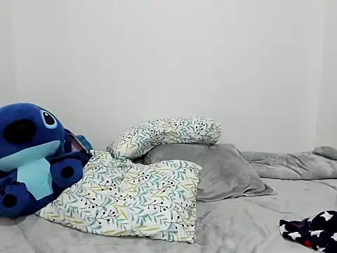 miabelmonte online show from April 9, 7:41 pm