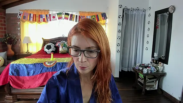 Snapshot of Charlotte-Willson chatting on June 16, 3:58 pm Charlotte-Willson online show from June 16, 3:58 pm