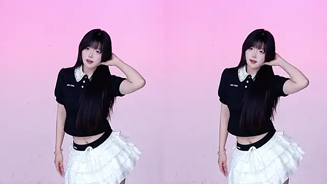 CM---002 online show from March 25, 1:44 am