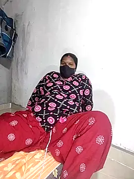 Desicouple1706 online show from April 4, 11:08 am