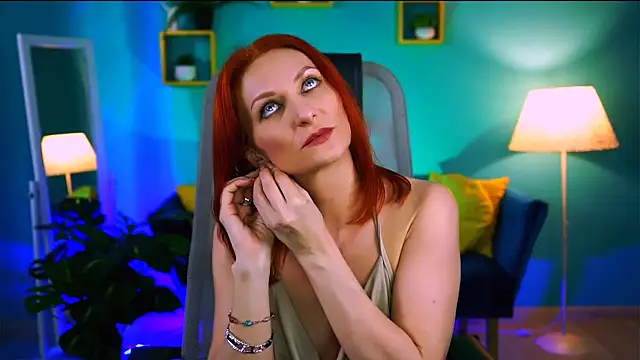 DianaTorrens online show from February 10, 8:07 am